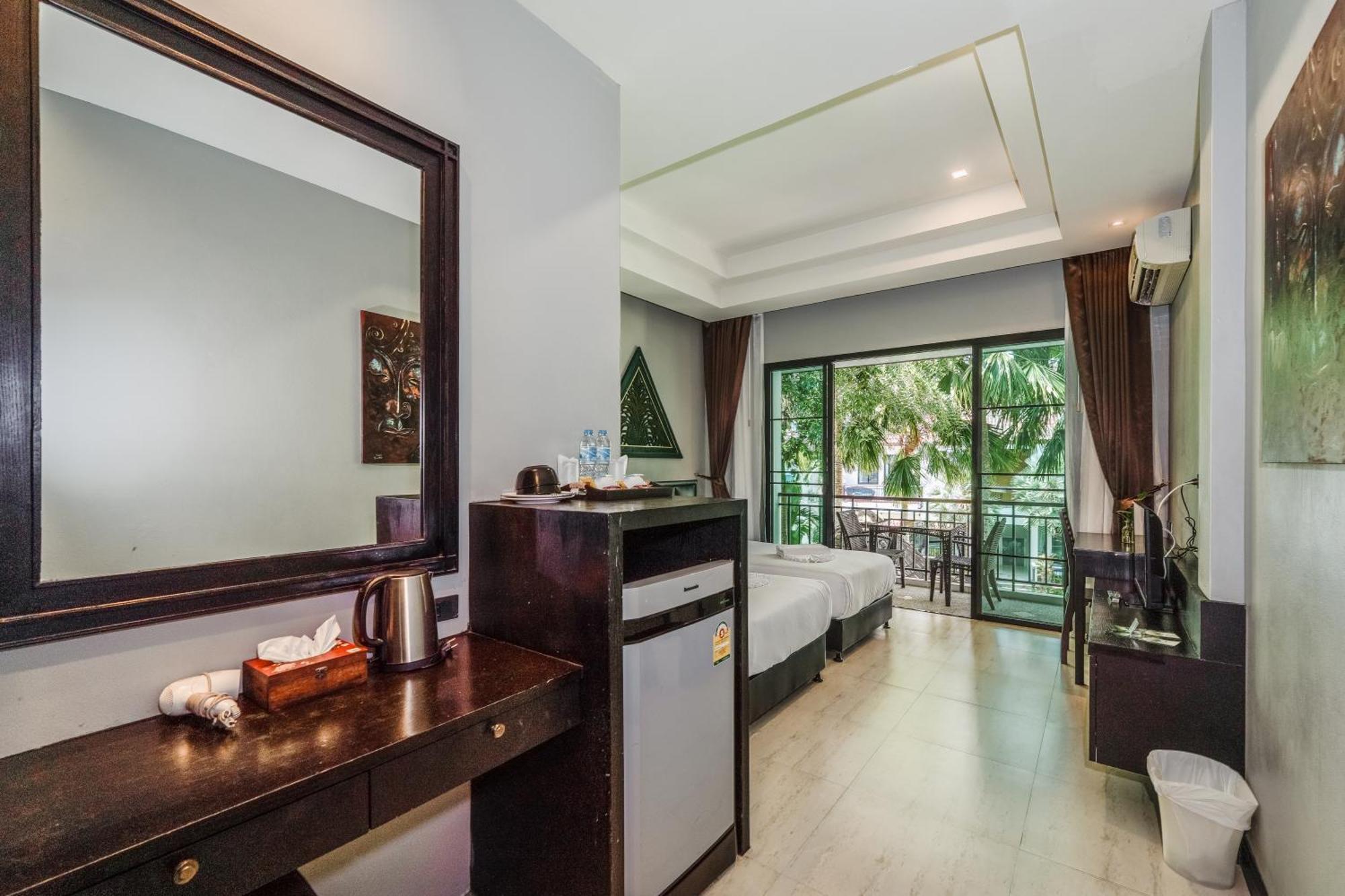 Coco Paradiso Phuket Sha 外观 照片