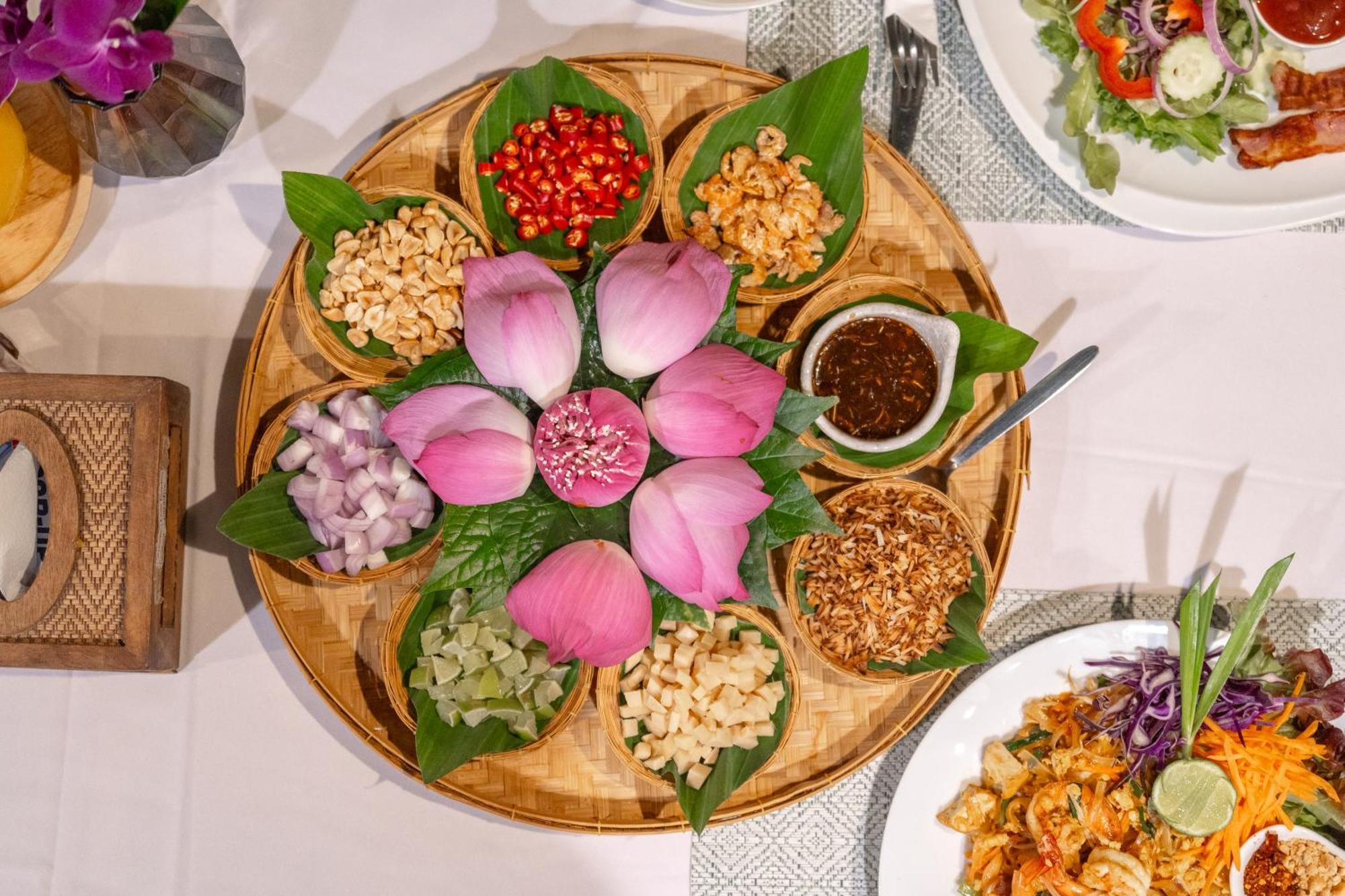 Coco Paradiso Phuket Sha 外观 照片