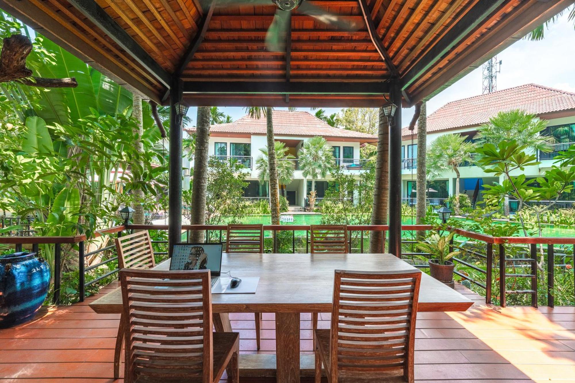 Coco Paradiso Phuket Sha 外观 照片